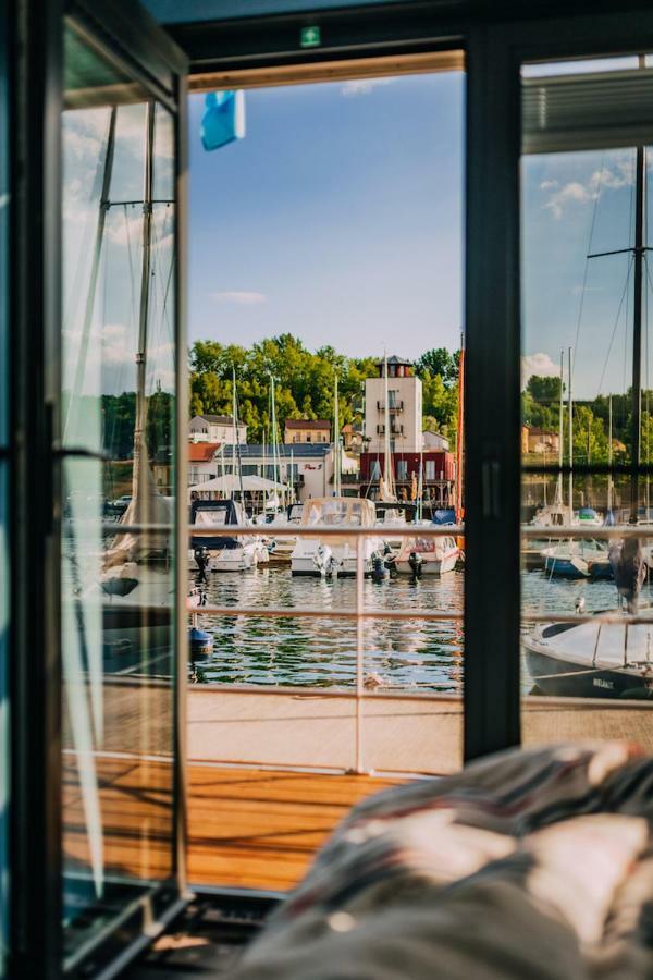 Hausboote und Ferienhäuser Marina Mücheln Mucheln Exterior foto