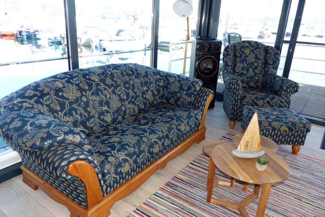 Hausboote und Ferienhäuser Marina Mücheln Mucheln Exterior foto